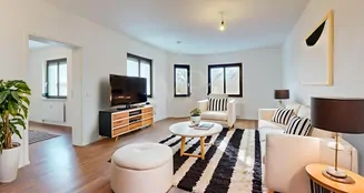 von_poll_real_estate_property_25024004_image_1