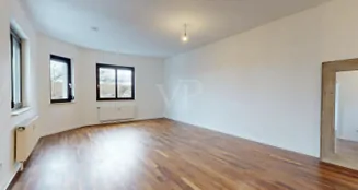 von_poll_real_estate_property_25024004_image_2