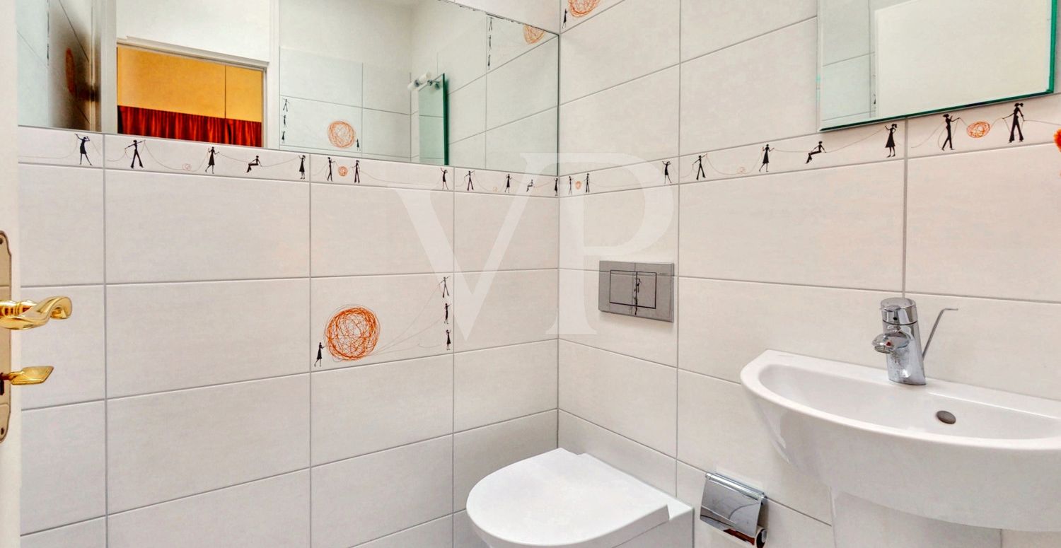 Gäste-WC mit Tageslicht