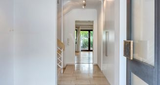 von_poll_real_estate_property_25024017_image_2
