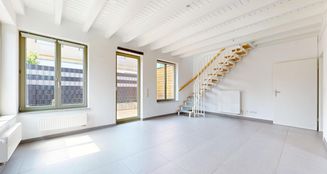 von_poll_real_estate_property_25024014_image_0
