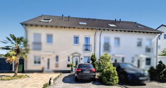 von_poll_real_estate_property_25024015_image_0