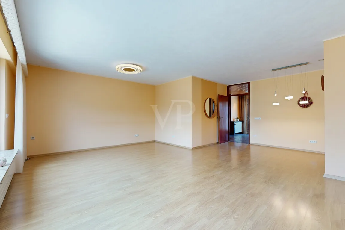 Wohnbereich - mit KI  Möbel entfernt