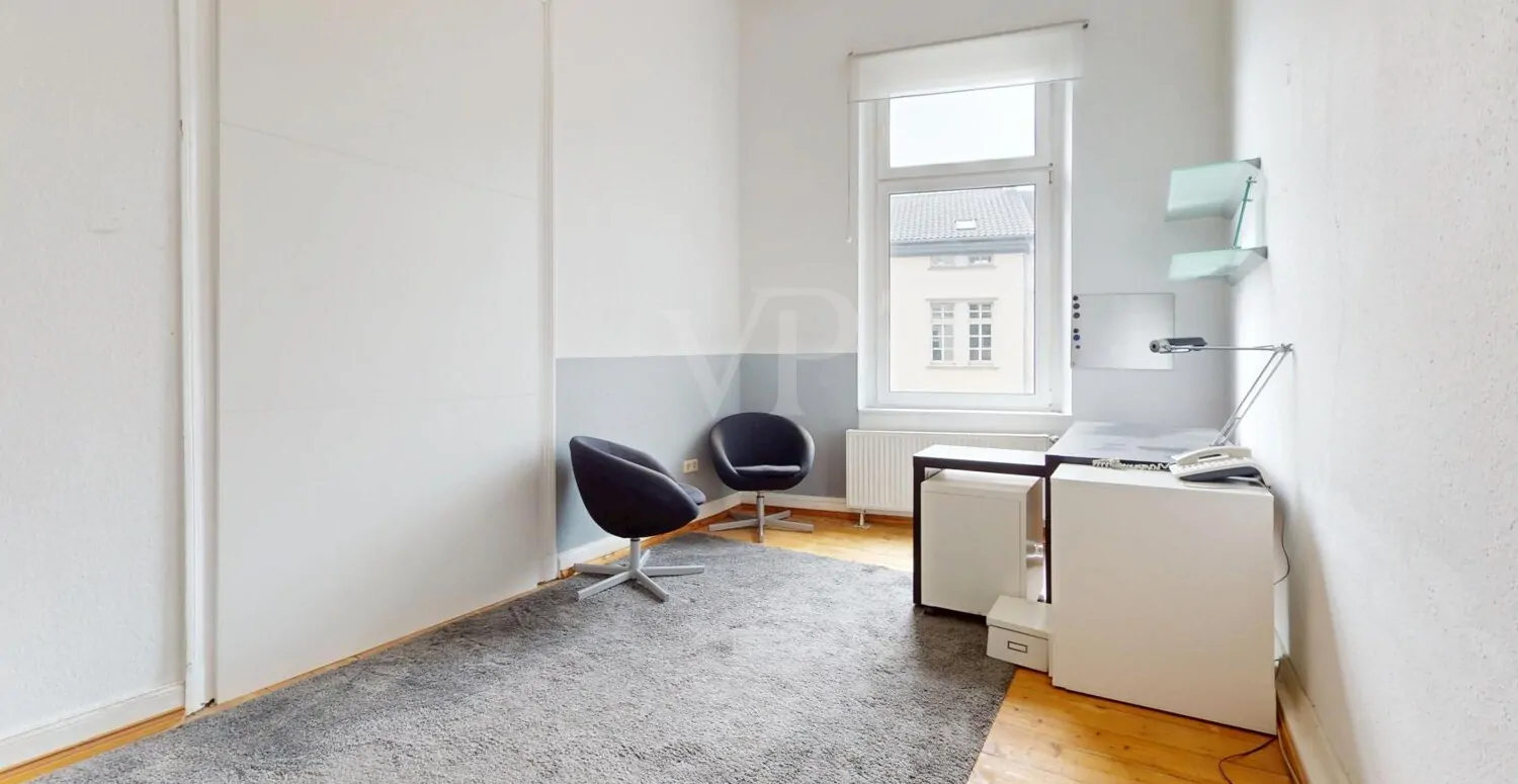 Durchgangszimmer im 1. OG