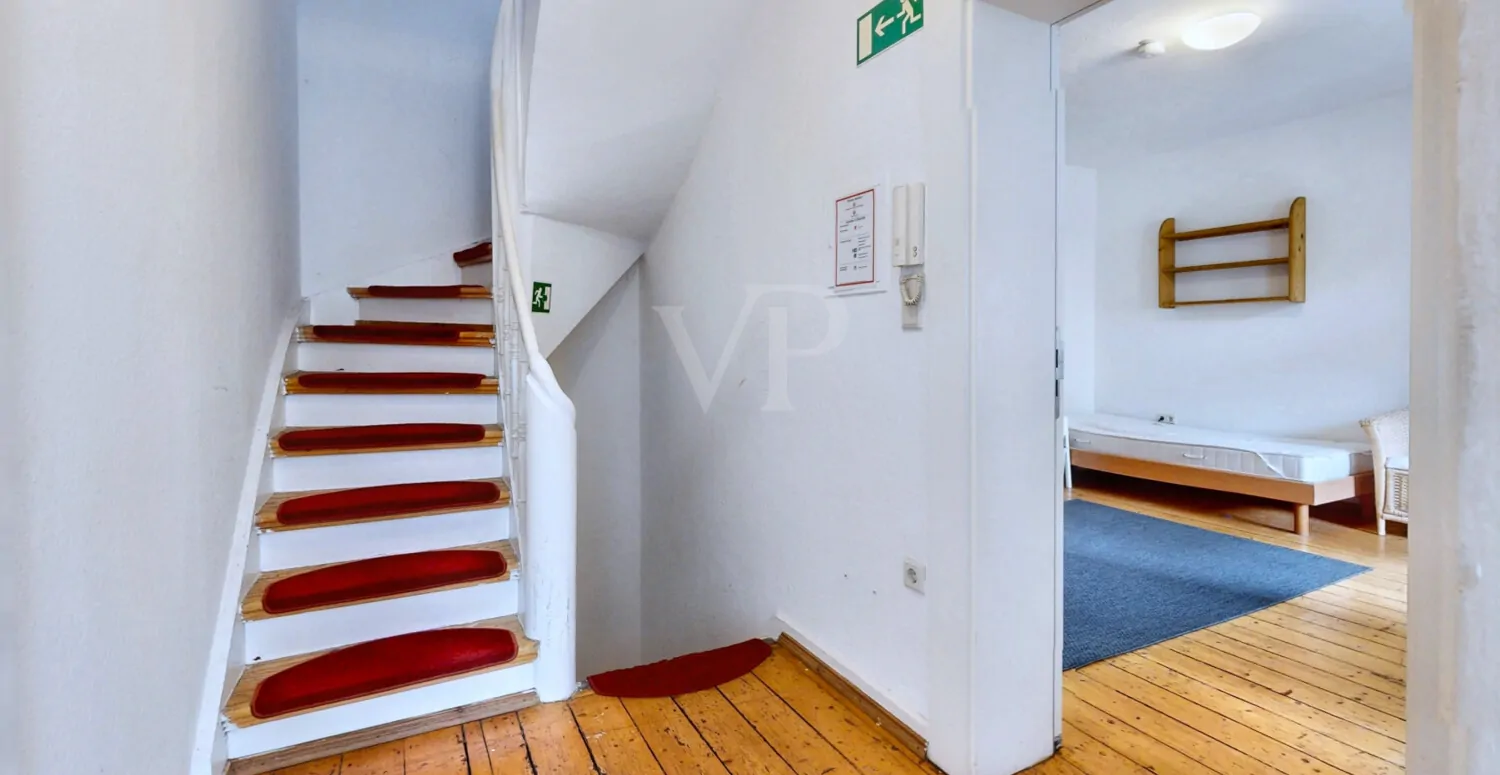 Treppenhaus 1. OG Anbau