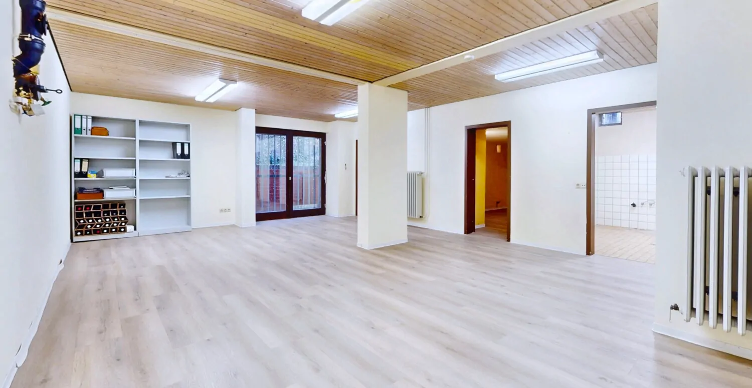 Großzügiger Hobbyraum im Untergeschoss