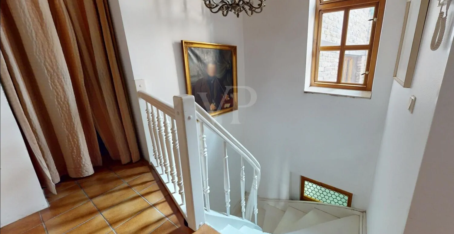 Treppenhaus Haus rechte Seite