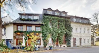 von_poll_real_estate_property_25024030_image_0