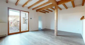 von_poll_real_estate_property_25480002_image_1