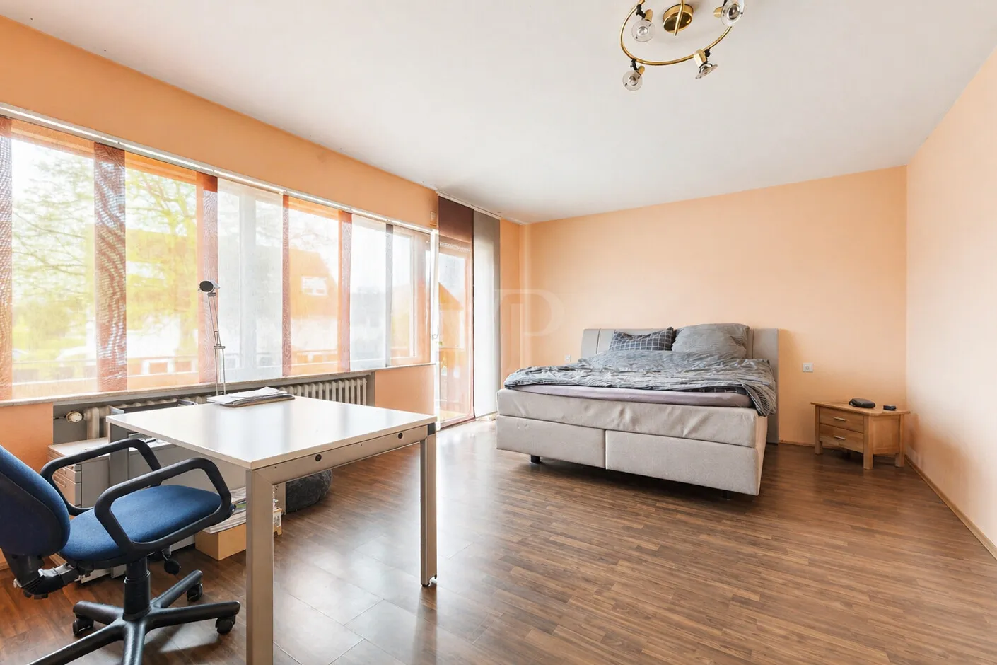 Teilansicht großes Schlafzimmer OG