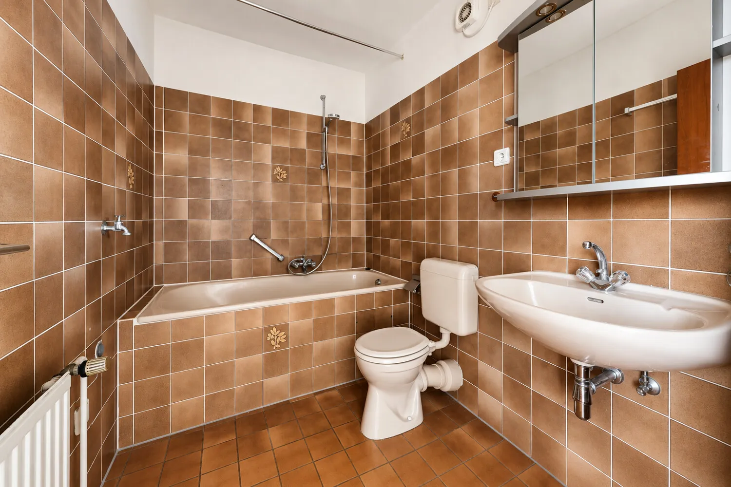 Badezimmer Wohnung OG