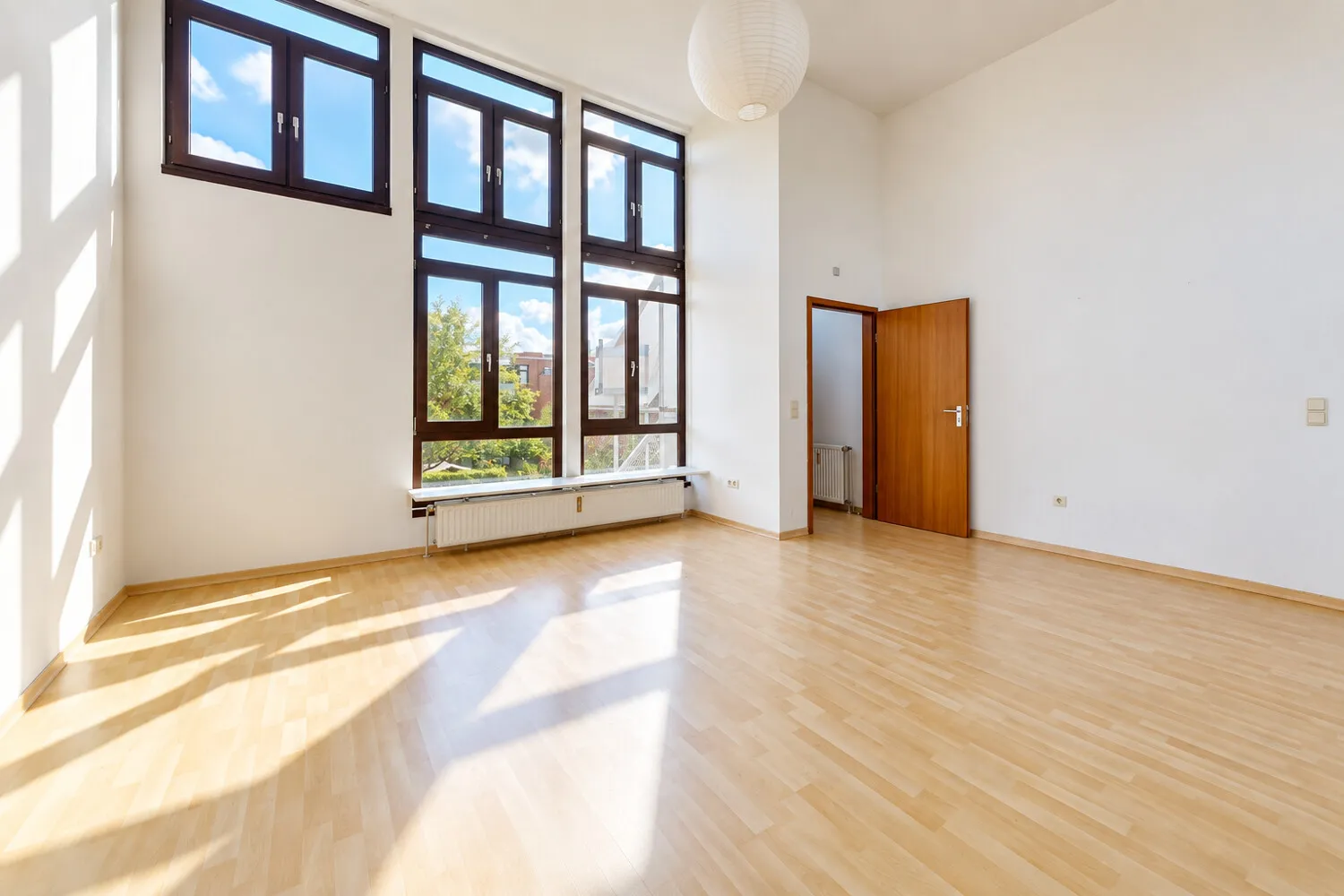 Wohn-/Essbereich offene Küche Wohnung OG