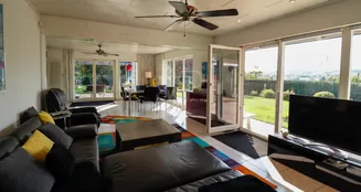 von_poll_real_estate_property_25204026_image_7