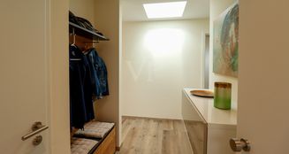 von_poll_real_estate_property_25204015_image_7