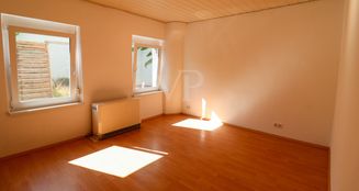 von_poll_real_estate_property_25204016_image_1