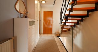 von_poll_real_estate_property_25204017_image_9