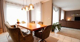 von_poll_real_estate_property_25204019_image_0