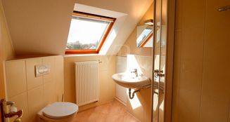 von_poll_real_estate_property_25204021_image_24