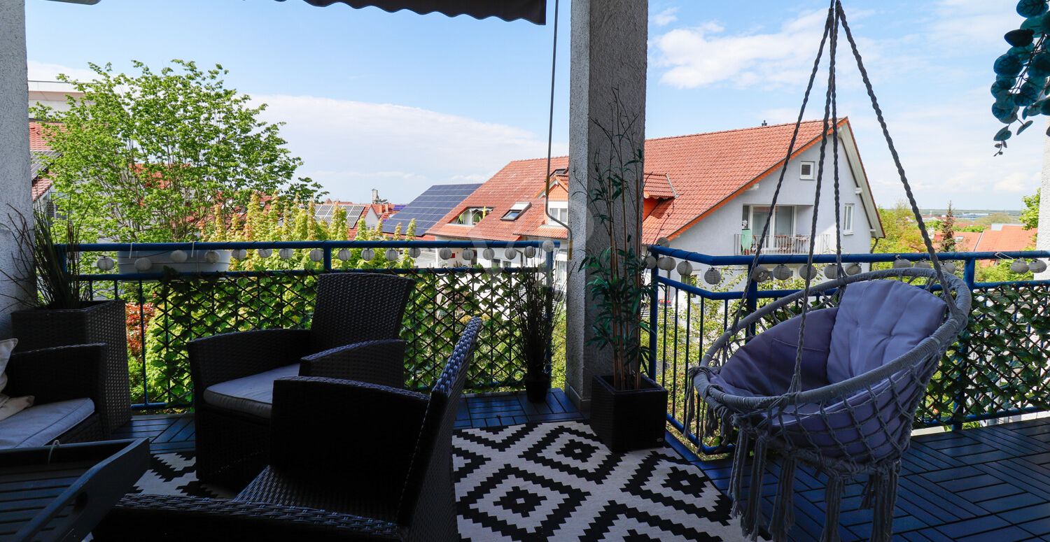 Balkon OG