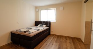 von_poll_real_estate_property_25204029_image_8