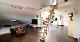 von_poll_real_estate_property_25204030_image_1