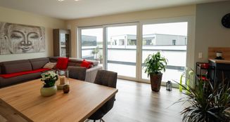 von_poll_real_estate_property_25204023_image_0