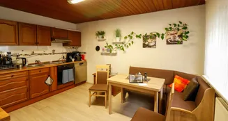 von_poll_real_estate_property_25204042_image_7