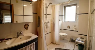 von_poll_real_estate_property_25204042_image_8