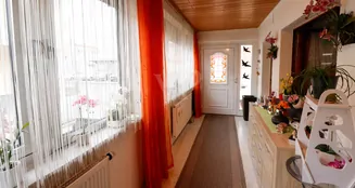 von_poll_real_estate_property_25204042_image_4