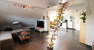 von_poll_real_estate_property_25204047_image_0