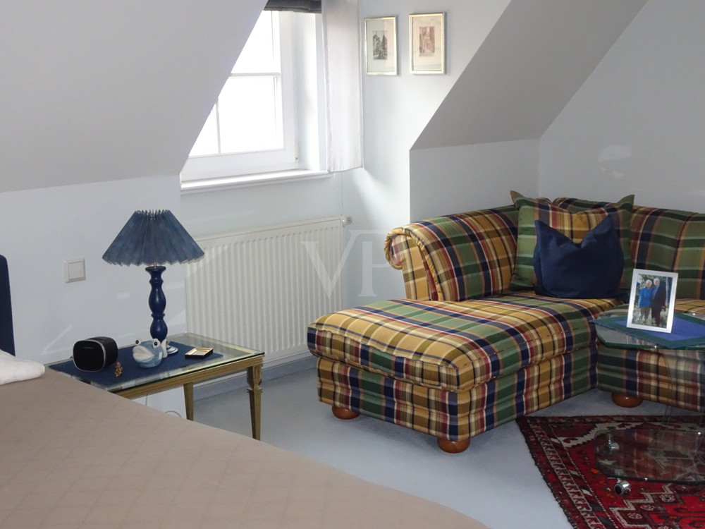 Schlafzimmer III