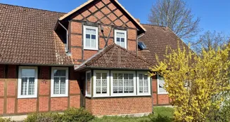 von_poll_real_estate_property_25239228_image_0