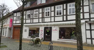 von_poll_real_estate_property_24238203_image_2