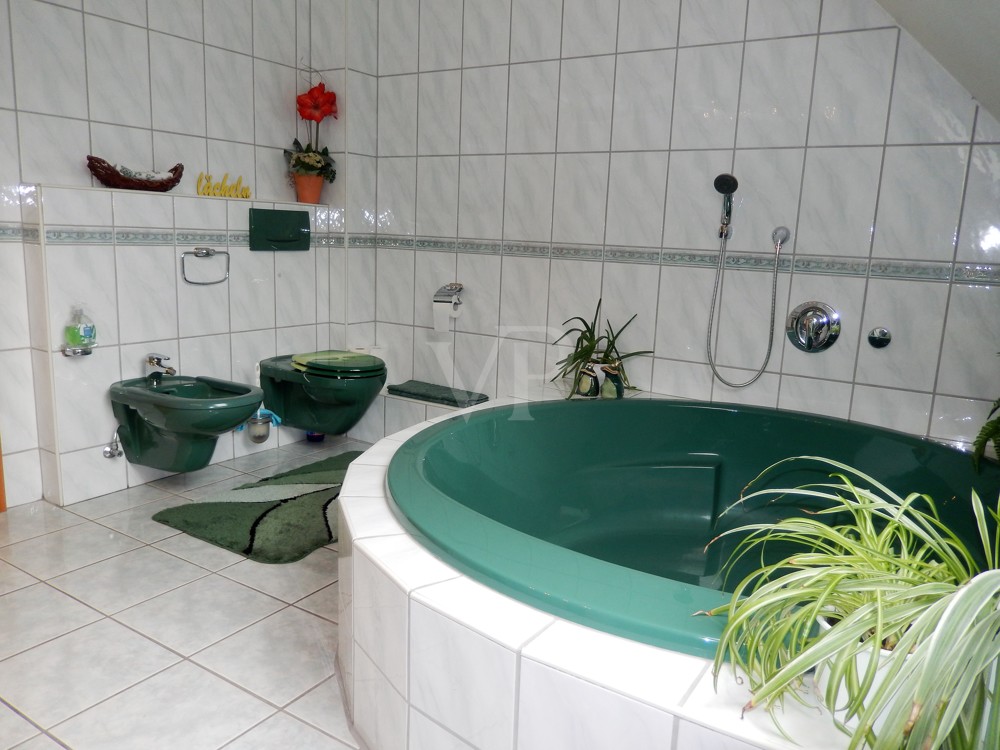 Badezimmer DG