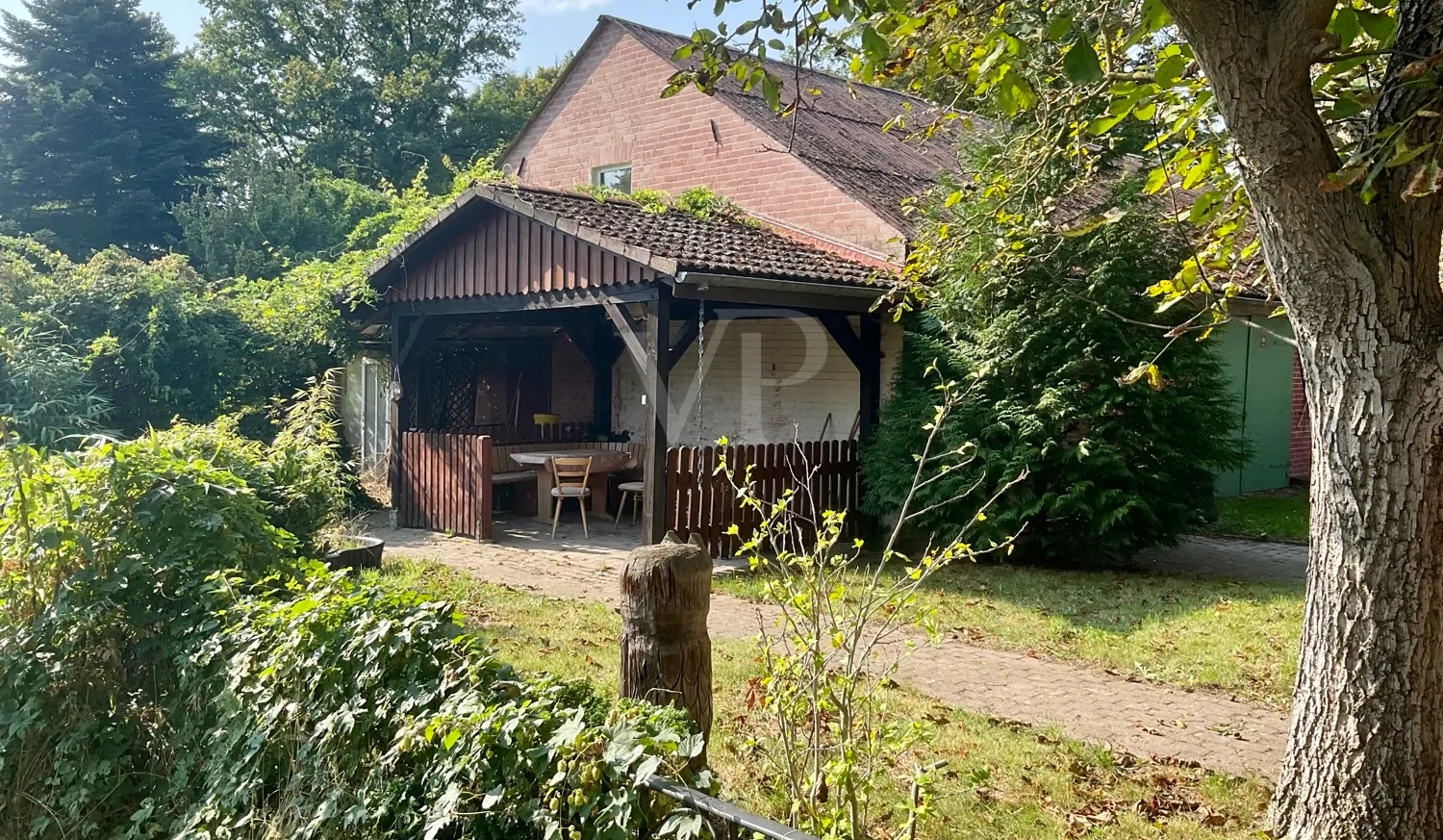 Überdachter Freisitz