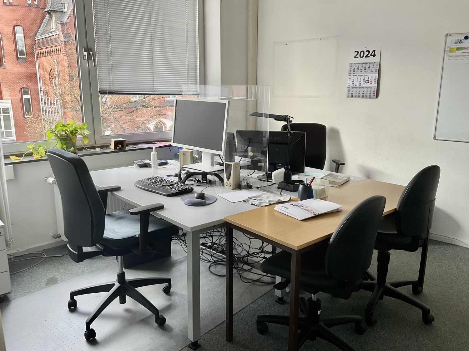 Büroetage in zentraler Lage von Uelzen mit optionalen Tiefgaragenstellplätzen zu vermieten