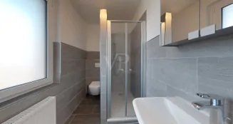 von_poll_real_estate_property_25239202_image_16