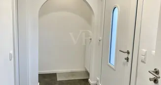 von_poll_real_estate_property_25239202_image_5