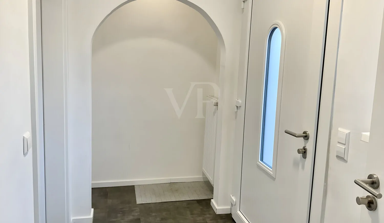 EG Eingangsbereich zur Hauptwohnung & Einliegerwohnung