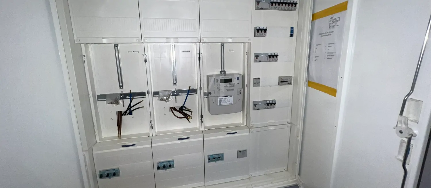 UG mit möglicher Zählertrennung zwischen Hauptwohnung und Einliegerwohnung