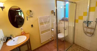 von_poll_real_estate_property_25239210_image_7