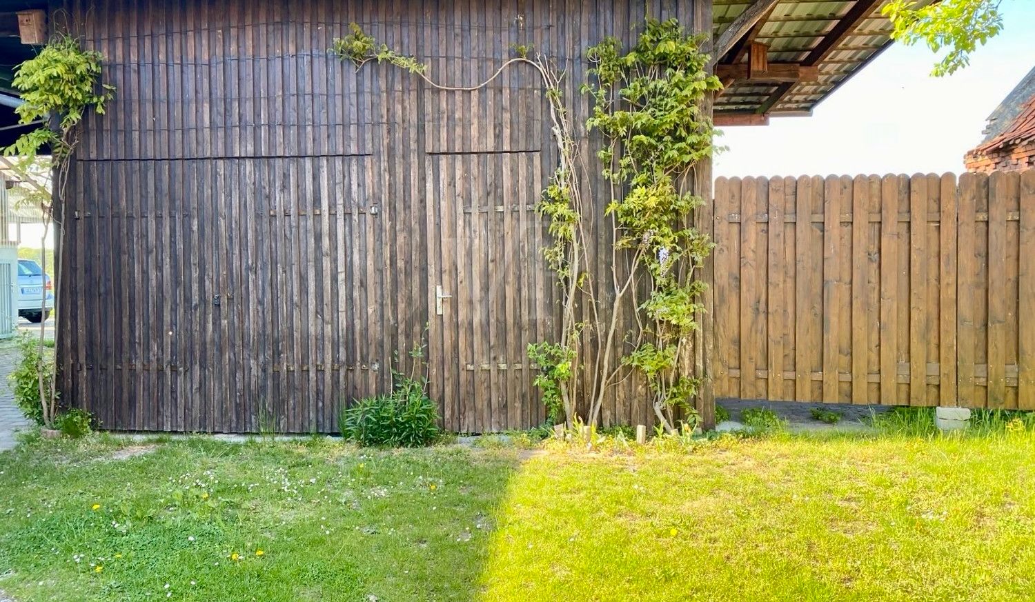 Holzgarage