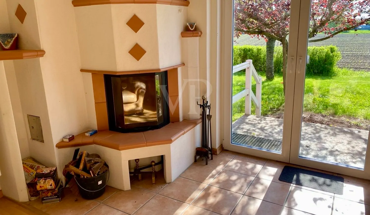 Kamin im Gartenzimmer