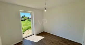 von_poll_real_estate_property_25239225_image_15