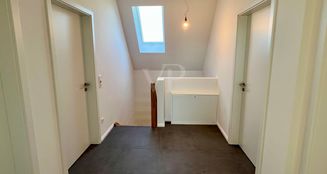 von_poll_real_estate_property_25239225_image_18