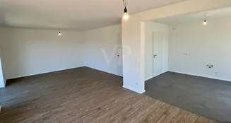 von_poll_real_estate_property_25239225_image_8