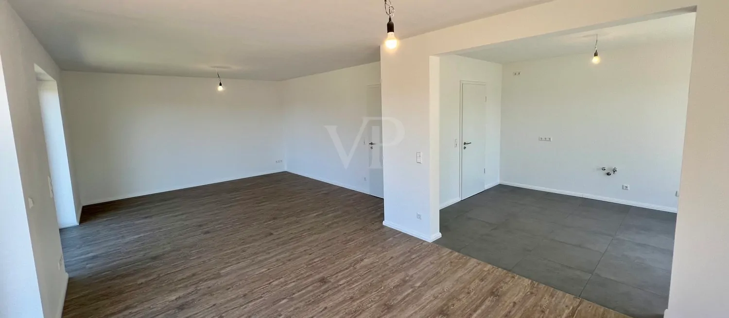 Wohn/- Essbereich mit Küche