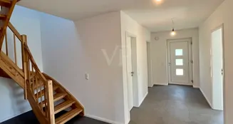 von_poll_real_estate_property_25239225_image_6