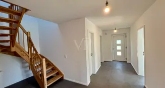 von_poll_real_estate_property_25239225_image_8