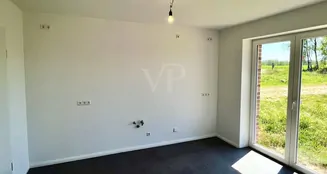 von_poll_real_estate_property_25239225_image_9